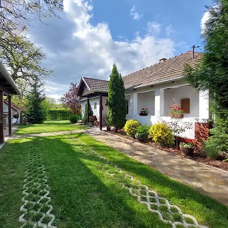 Апартаменты Lassulo Szabolcs